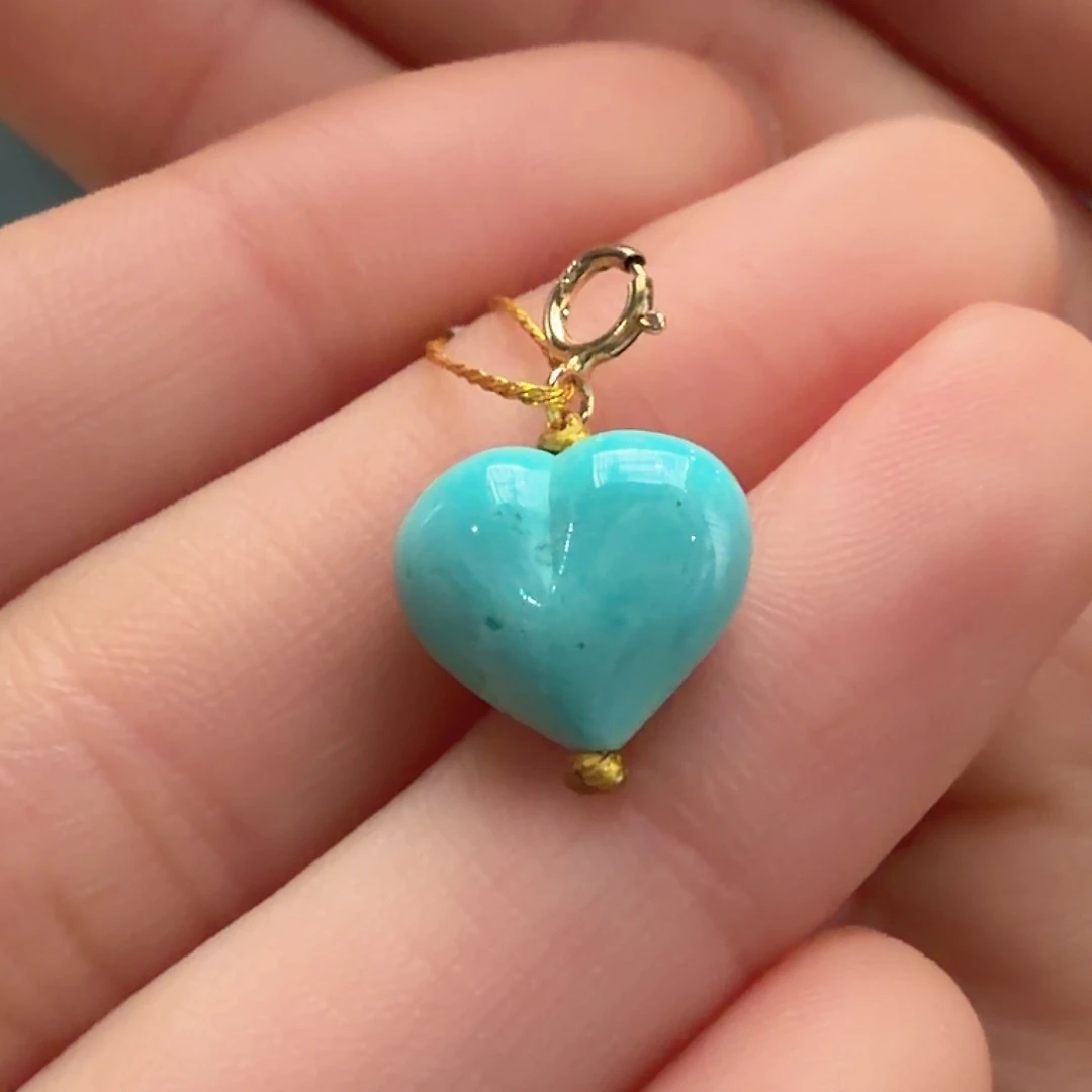 绿松石未镶嵌颈饰