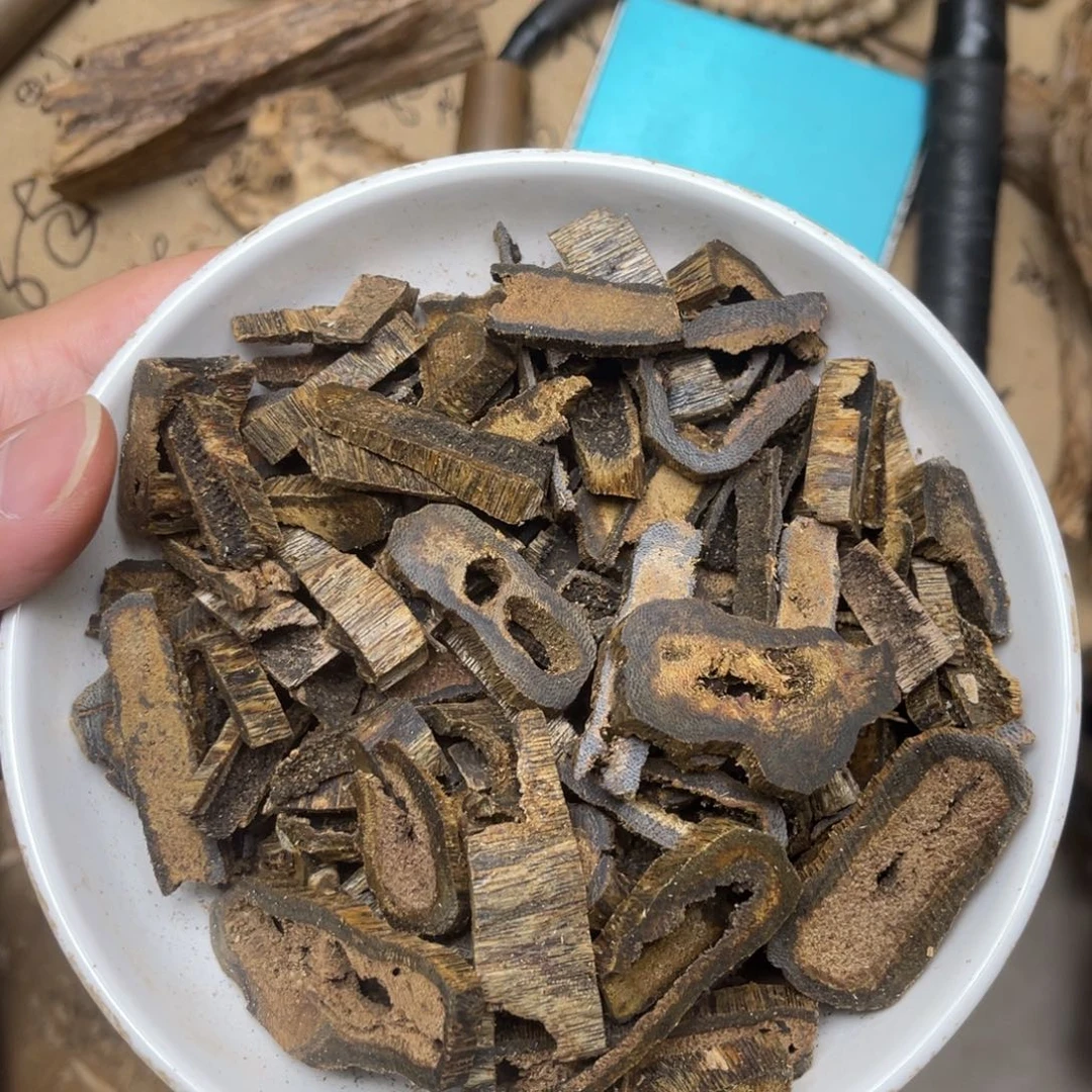 香料奇楠高结油车珠碎料1 0克