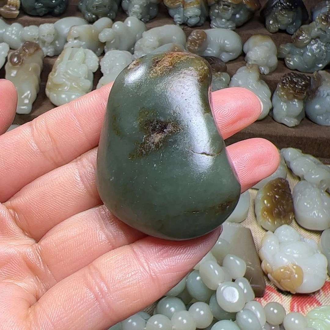 和田玉挂件未镶嵌吉*猪