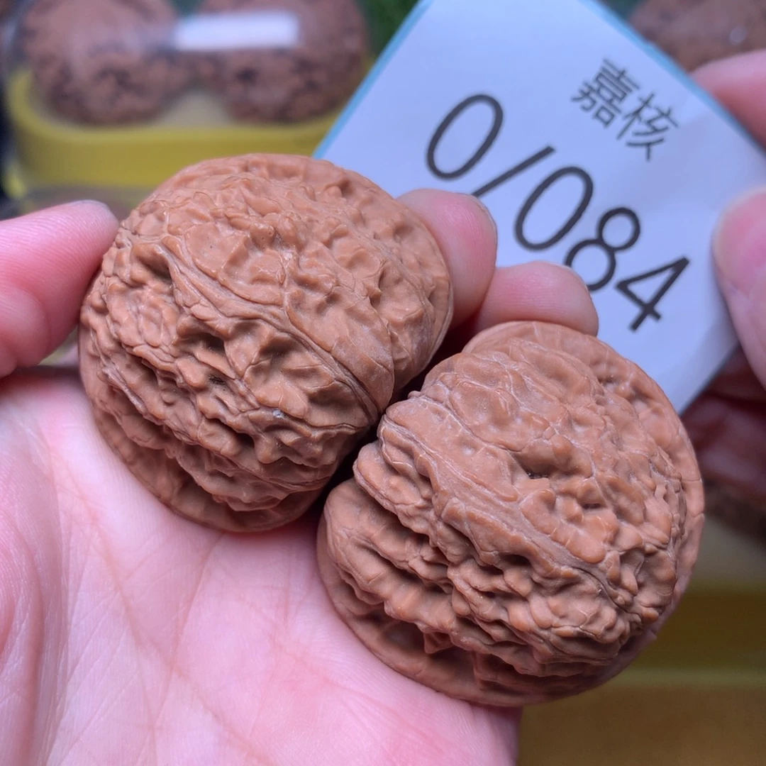 文玩核桃把件红皮球白41