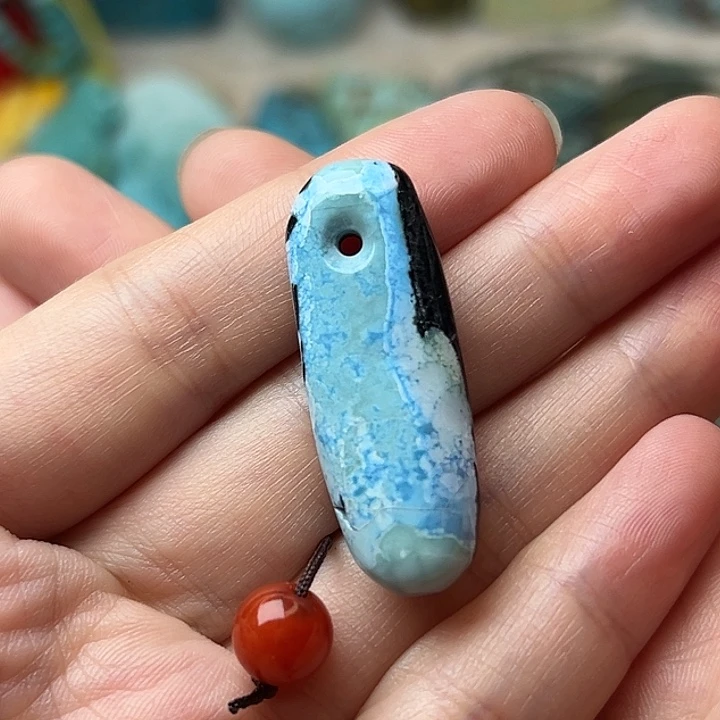 南红玛瑙未镶嵌颈饰
