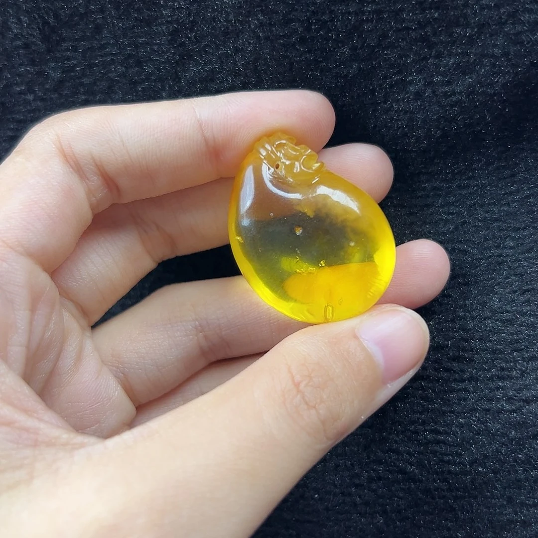 琥珀未镶嵌珠宝奇石