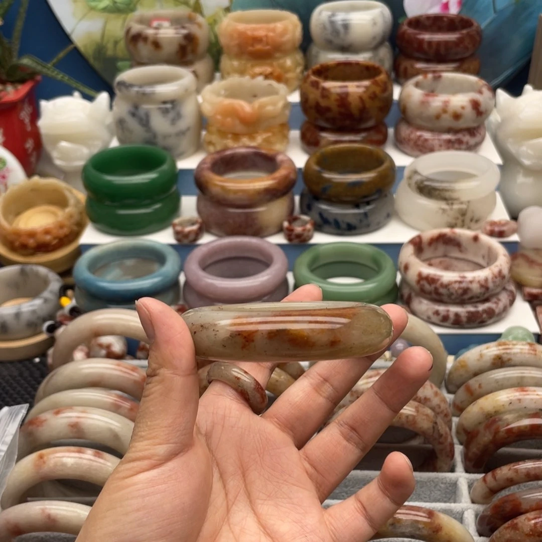 石英质玉手镯未镶嵌安*