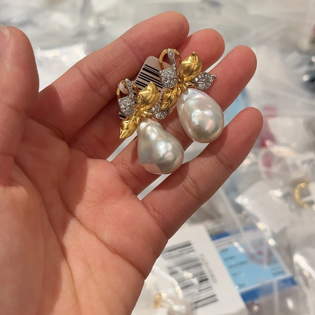 淡水珍珠耳饰合金