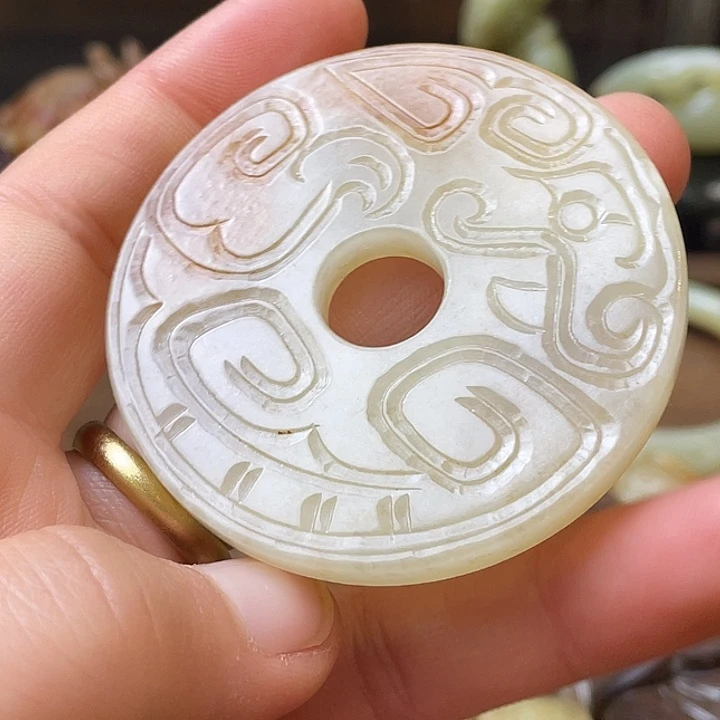 和田玉（糖玉）未镶嵌颈饰