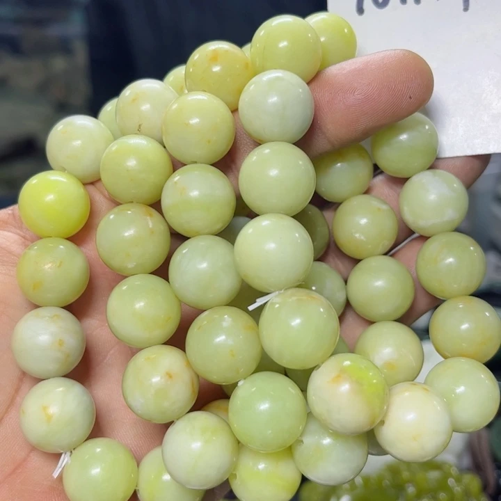 蛇纹石玉手串未镶嵌