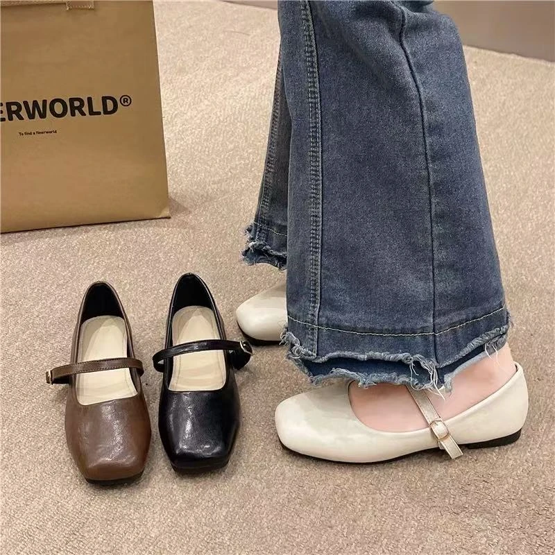 精品女鞋—偶有微瑕，直播专属（NO退NO换）听主播下单备注编码