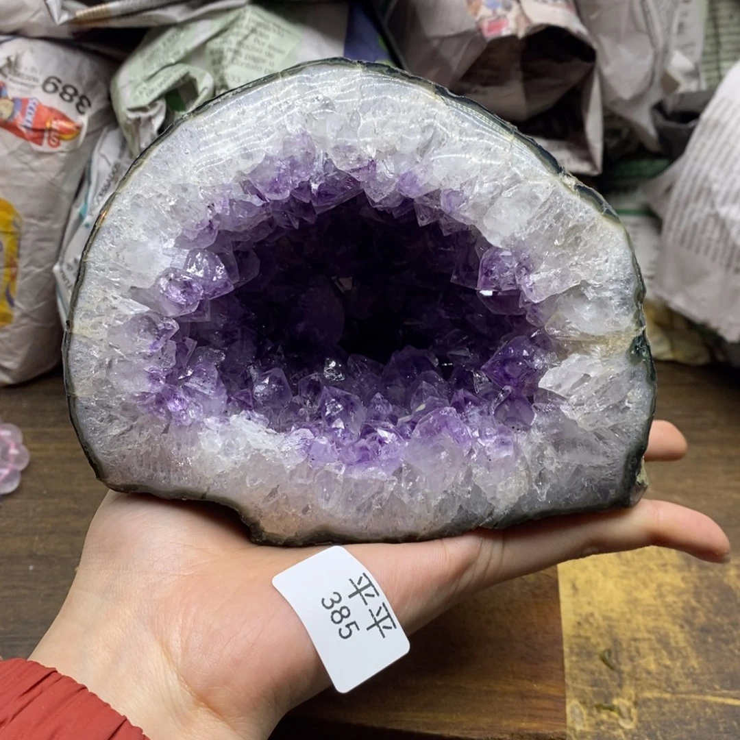 水晶乌拉圭未镶嵌