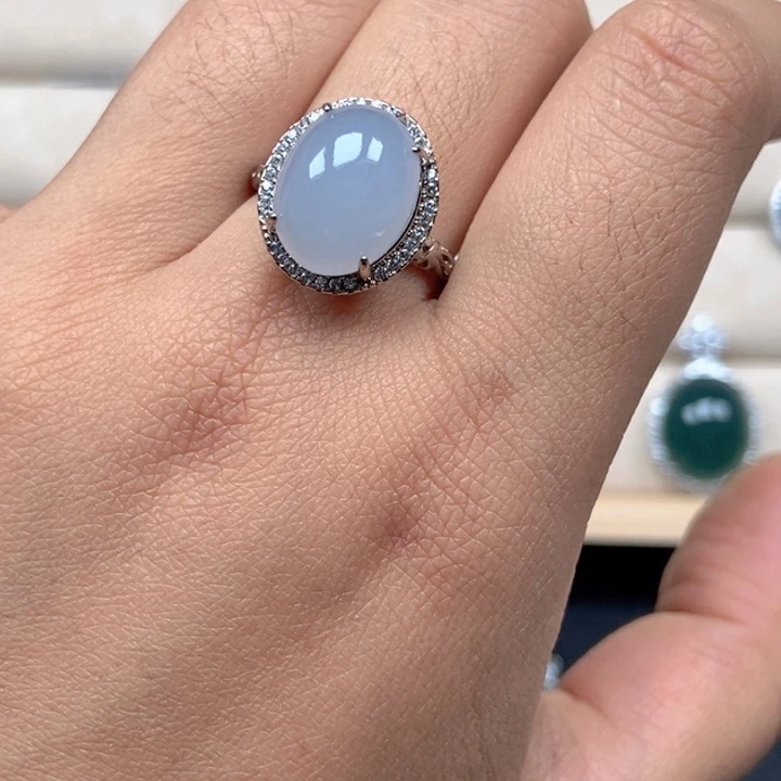 翡翠未镶嵌戒指戒指