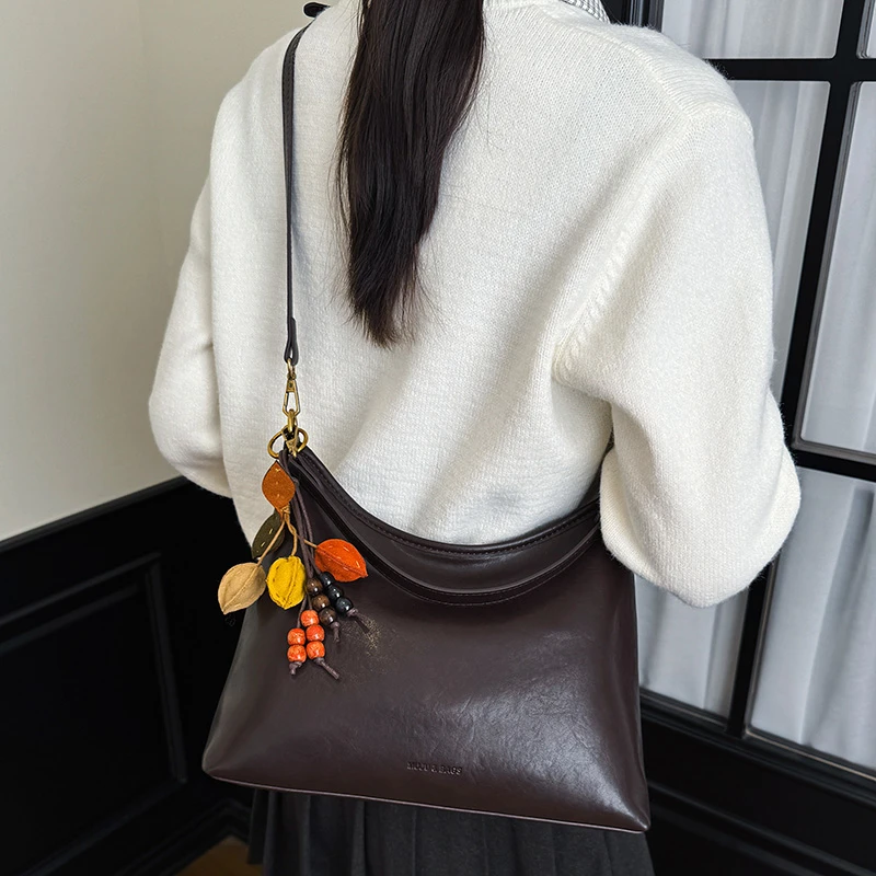 时尚咖色腋下包包女式小众设计轻奢小众高级感日常通勤斜挎包