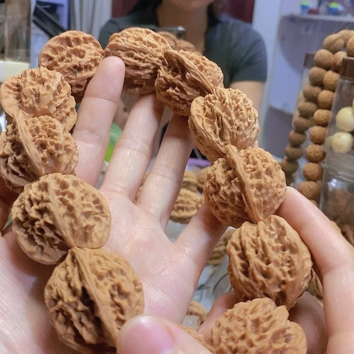 【闪购商品】文玩核桃把件35盘山手持