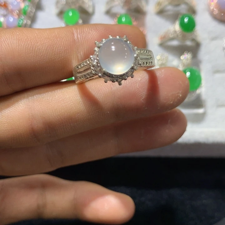 未镶嵌戒指翡翠翡翠戒指