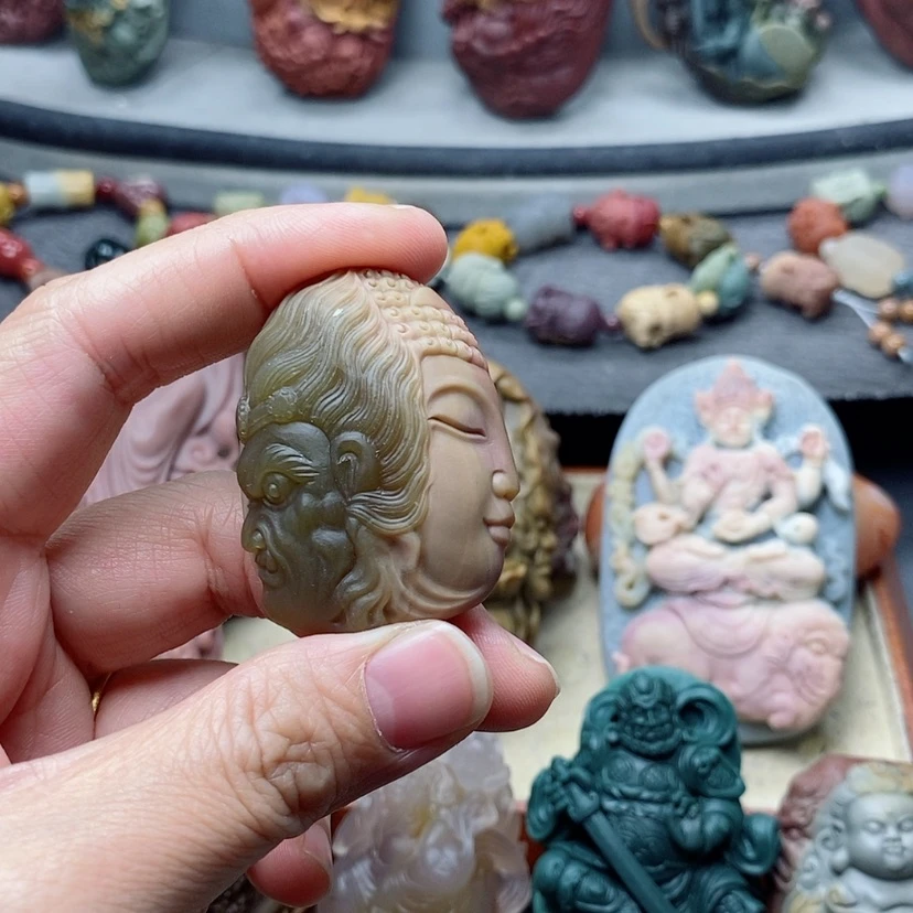 【闪购商品】定制石英质玉吊坠未镶嵌