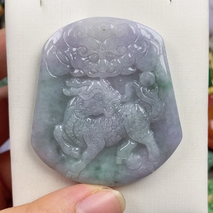 吊坠(赠链)未镶嵌翡翠