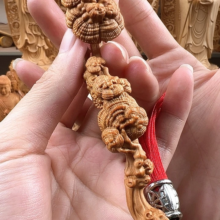 柏木（崖柏）灵芝如意