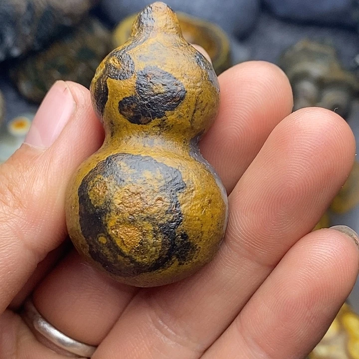 欢***儿眼睛都睁不开了还要钱干嘛