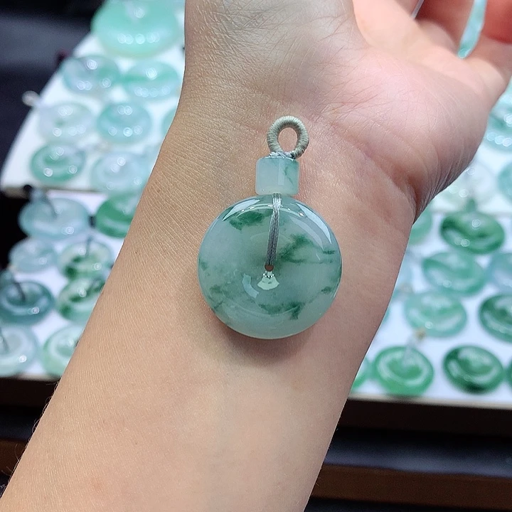 颈饰未镶嵌翡翠38尺寸24.7*5.8