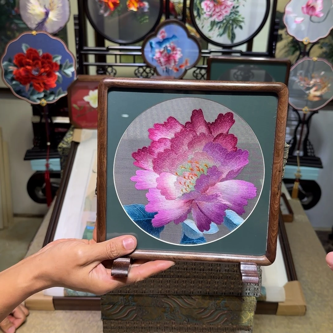 刺绣刺绣工艺精湛精巧