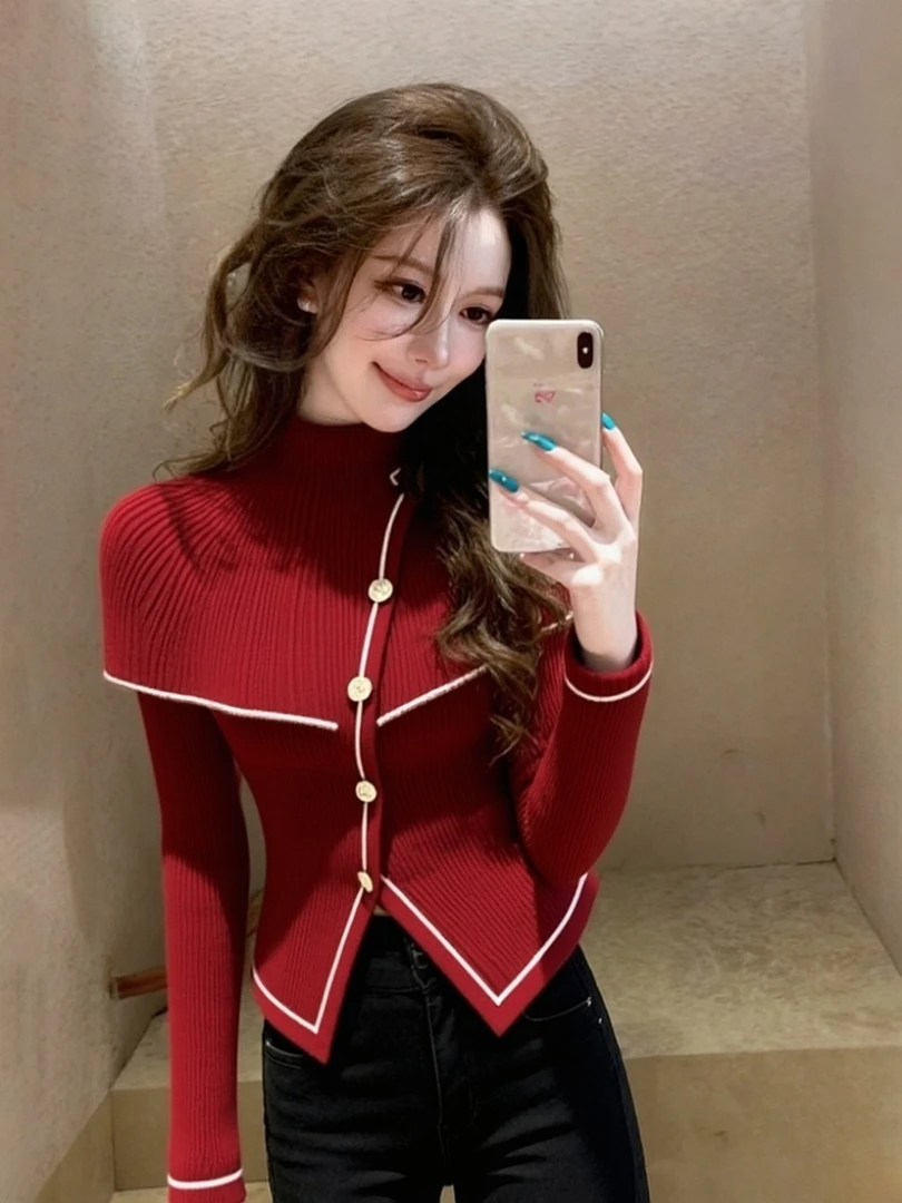 新年圣诞温柔红色斗篷毛衣女冬高级感时尚气质掐腰内搭针织上衣潮