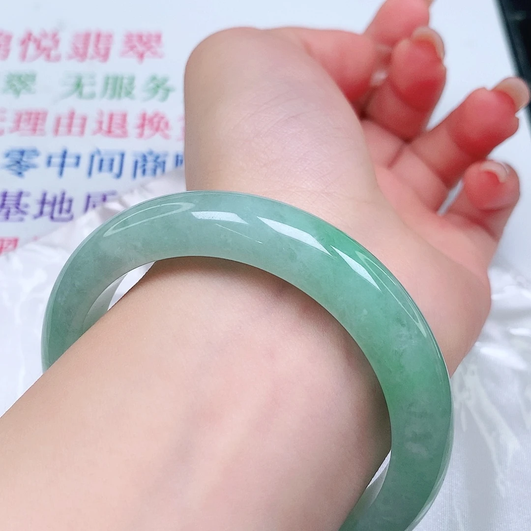 翡翠未镶嵌手镯100218正57
