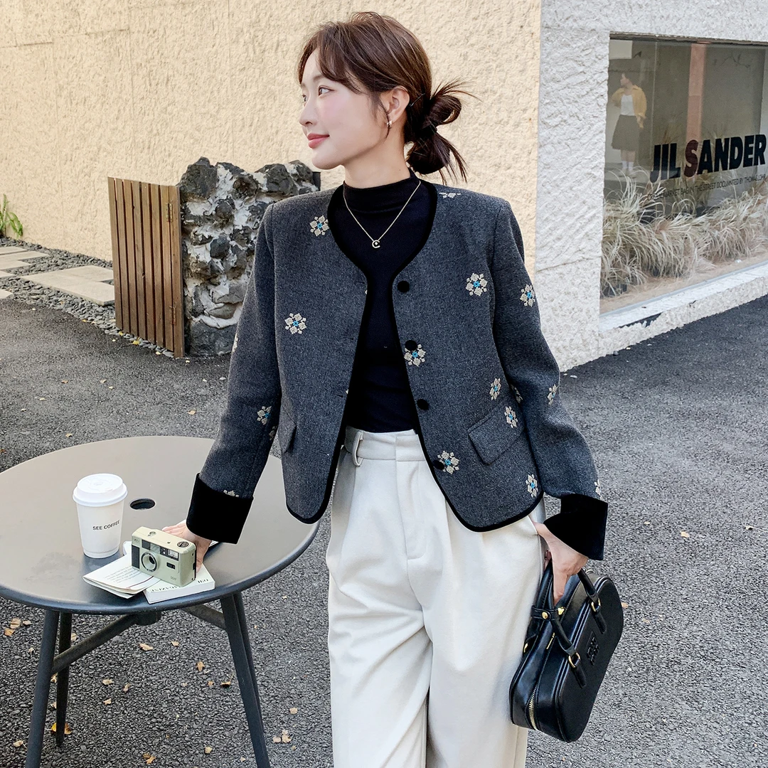 刺绣印花法式小香风上衣夹克女秋季2025新款小个子显瘦名媛短外套