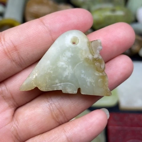 和田玉未镶嵌颈饰11