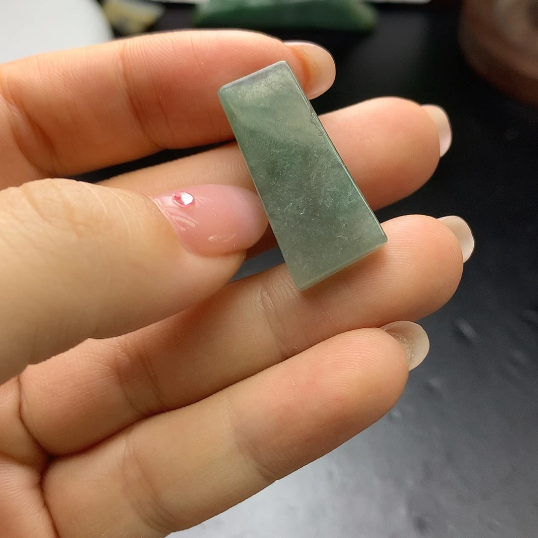 翡翠未镶嵌颈饰翡翠吊坠未镶嵌