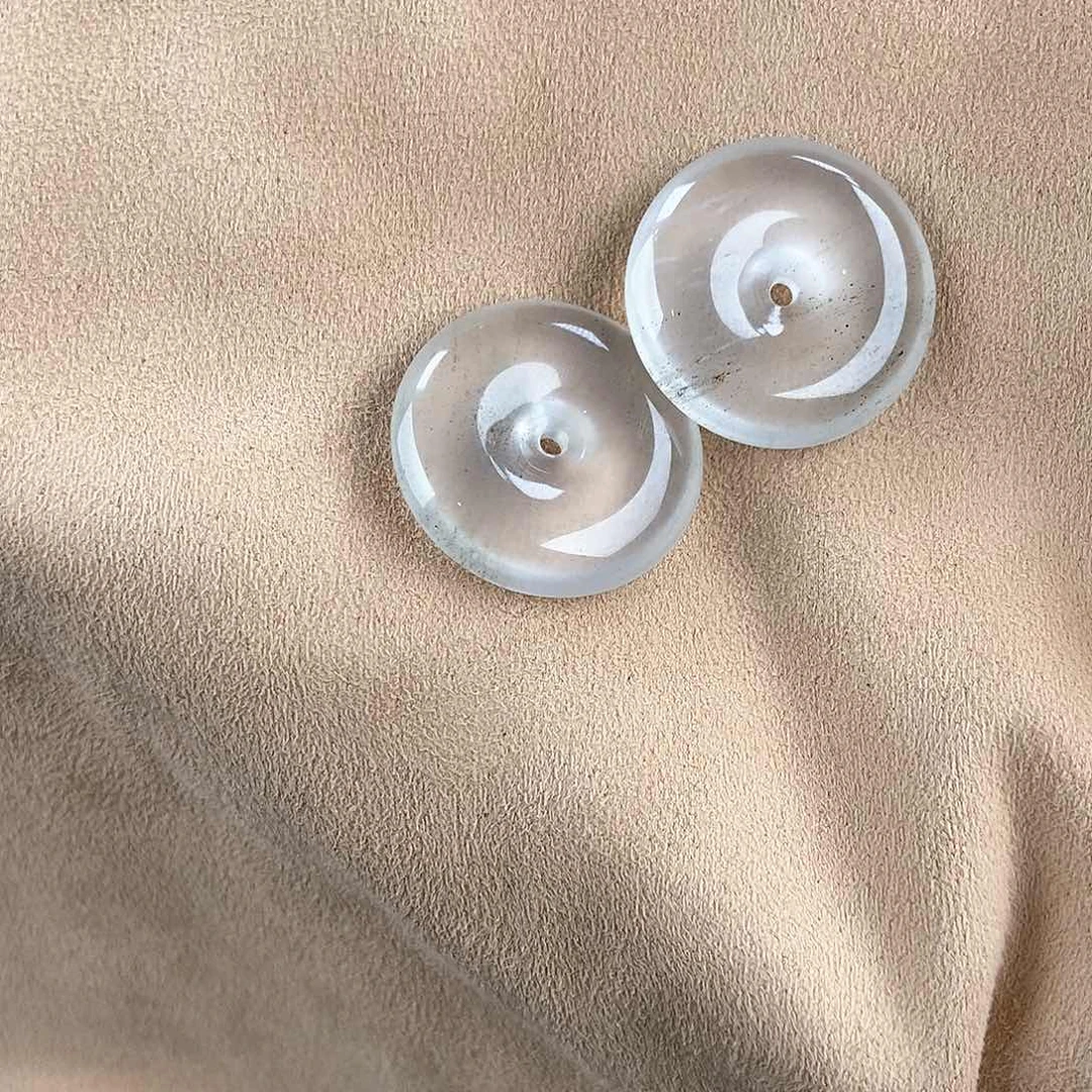 石英质玉颈饰未镶嵌