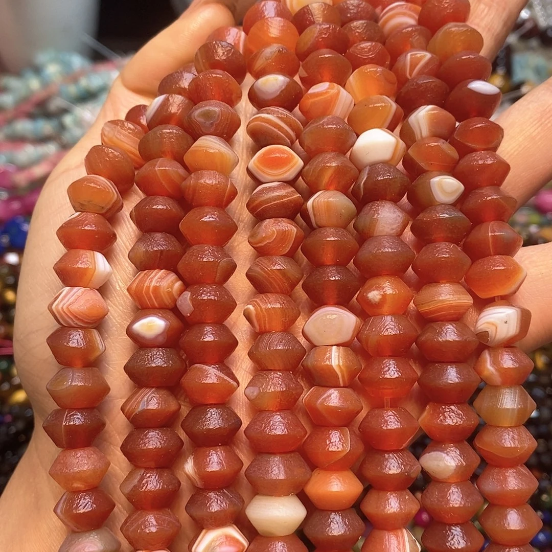 玛瑙/玉髓未镶嵌珠宝半成品11mm红玛瑙飞碟一条