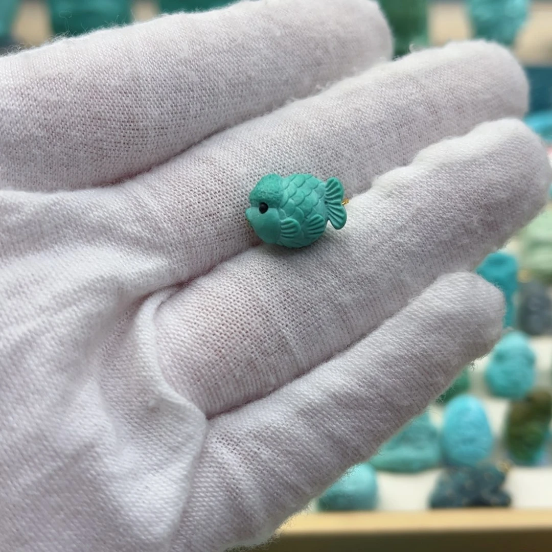 绿松石配饰未镶嵌