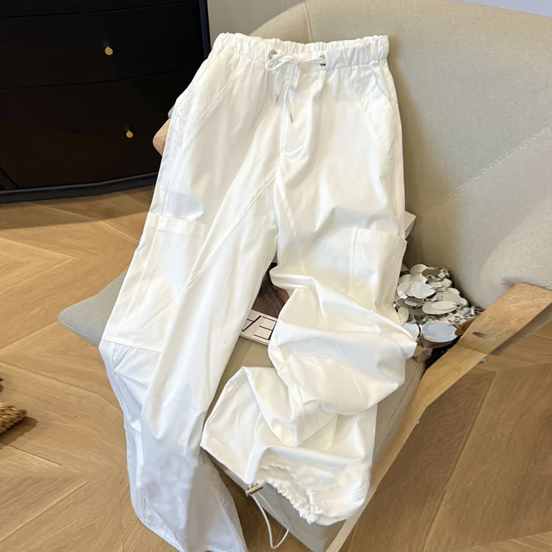 白色休闲直筒工装裤女2025夏季新款设计感高腰阔腿束脚抽绳伞兵裤