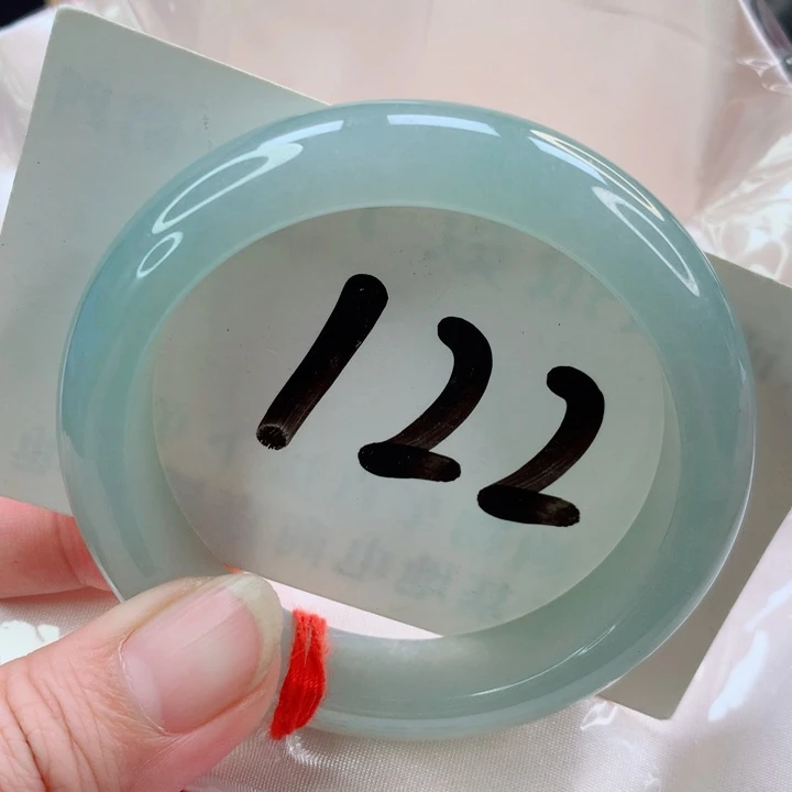 翡翠未镶嵌手镯正