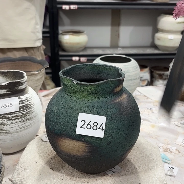 摆件高17，口9，无孔2684，瑕疵处理口磕碰