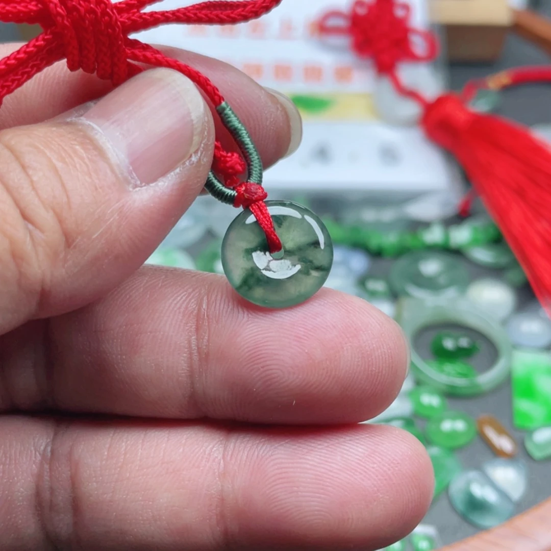 【闪购商品】翡翠颈饰未镶嵌翡翠