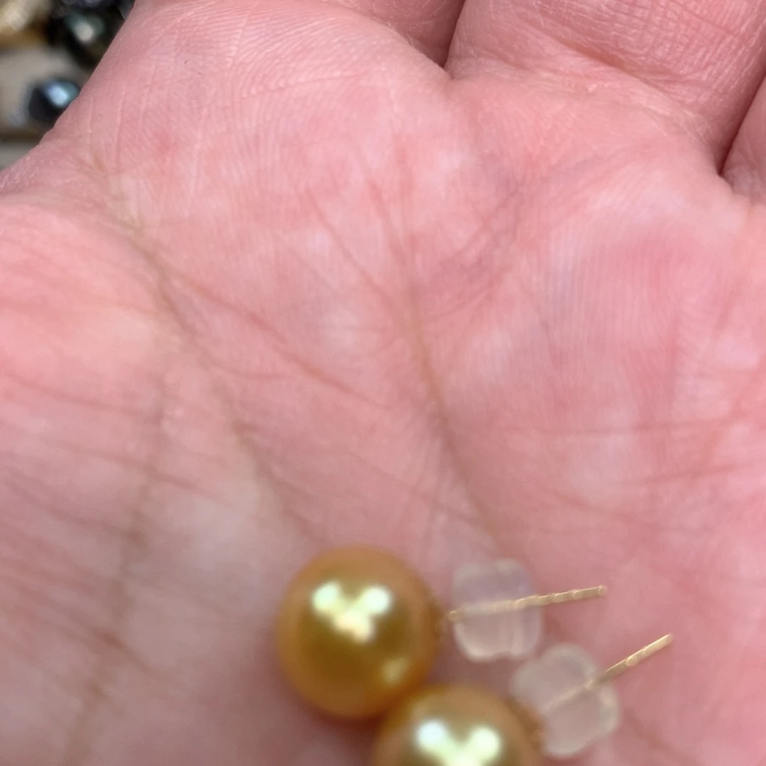 18K金镶嵌耳饰海水珍珠