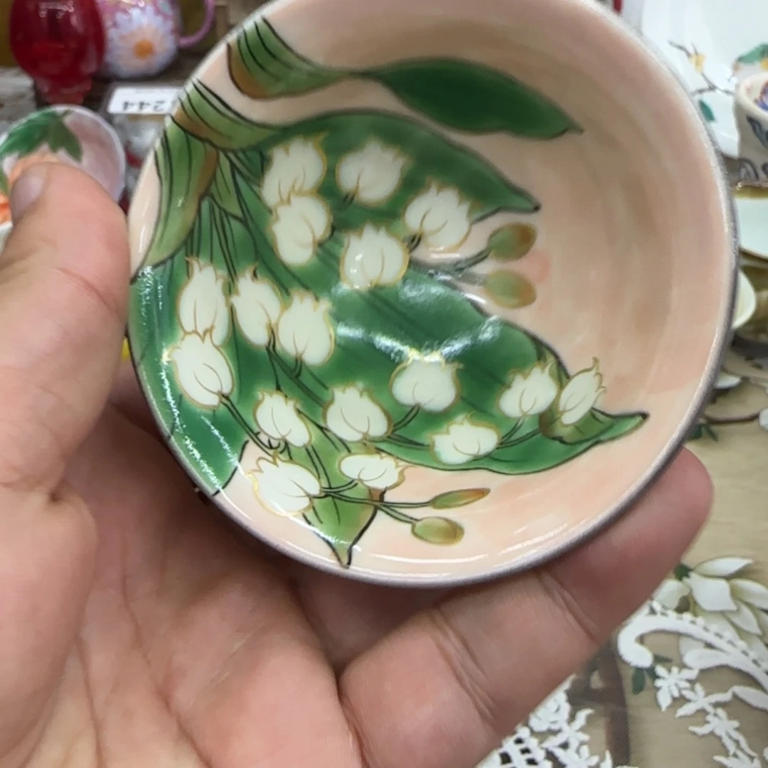 小***月瓷片给个哈哈就姐姐斤斤计较