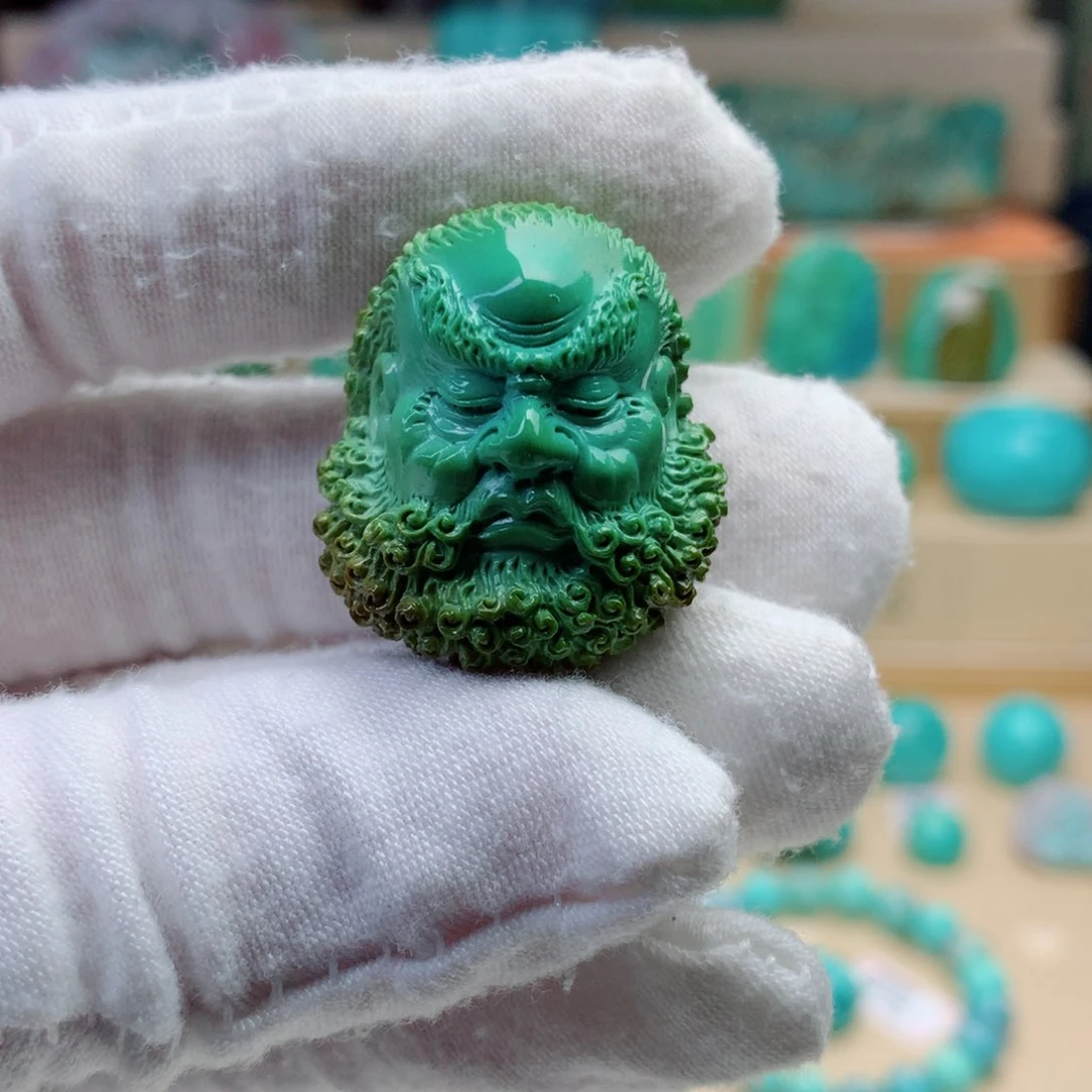 绿松石颈饰未镶嵌