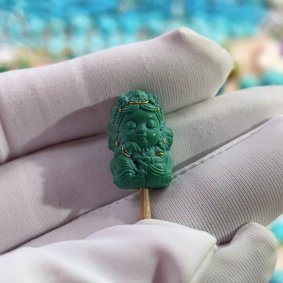 未镶嵌绿松石珠宝奇石