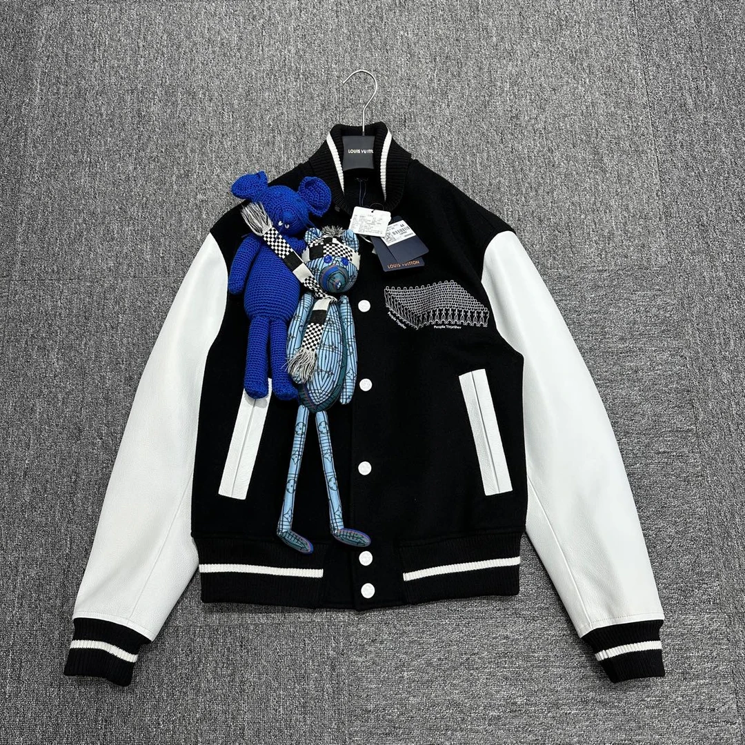 全新未使用 LouisVuitton/路易威登 秀款玩偶 棒球服/44码/01059