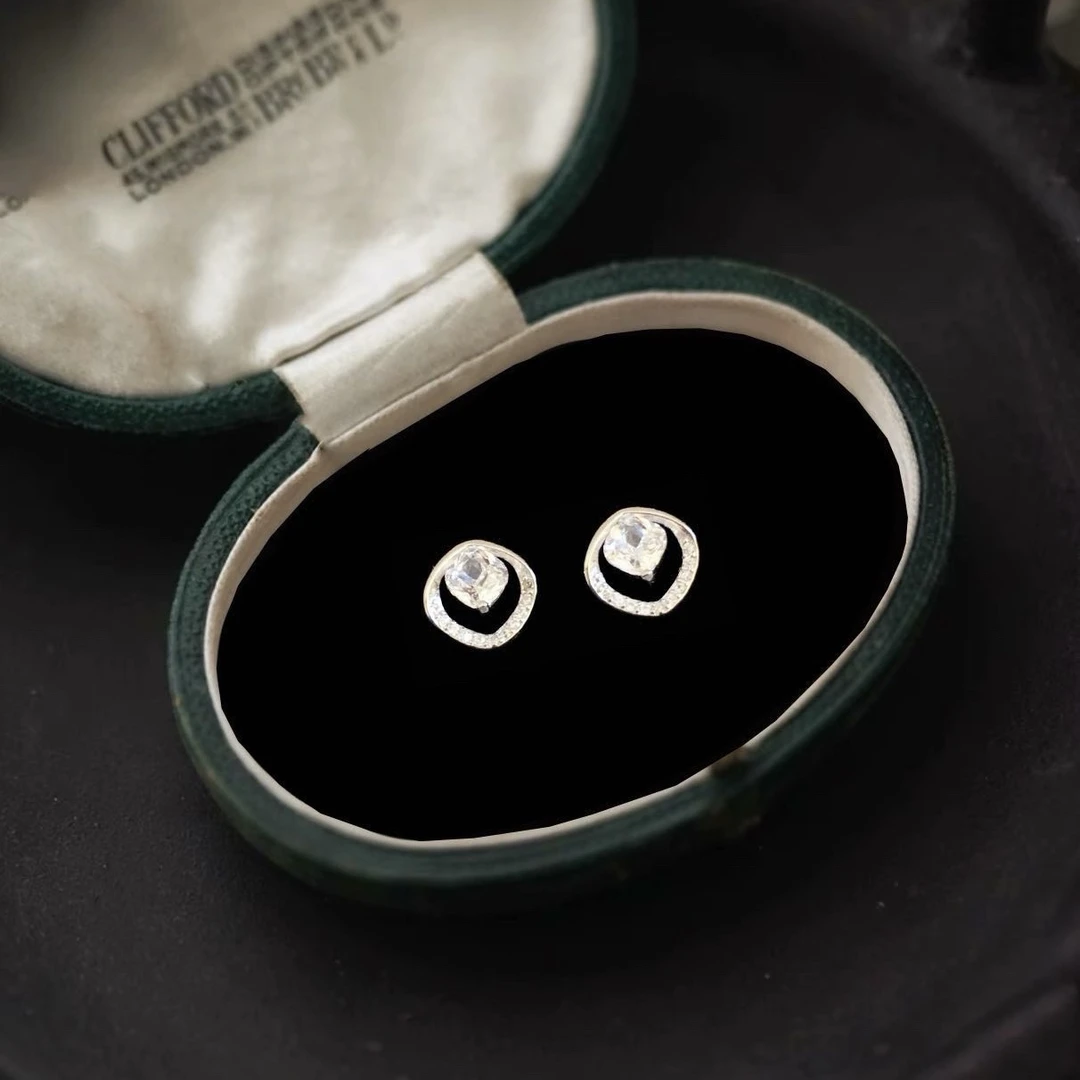 925银耳饰 纯银925耳钉气质轻奢小香风百搭甜美精致小众纯银耳钉