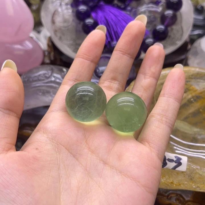 未镶嵌水晶珠宝半成品