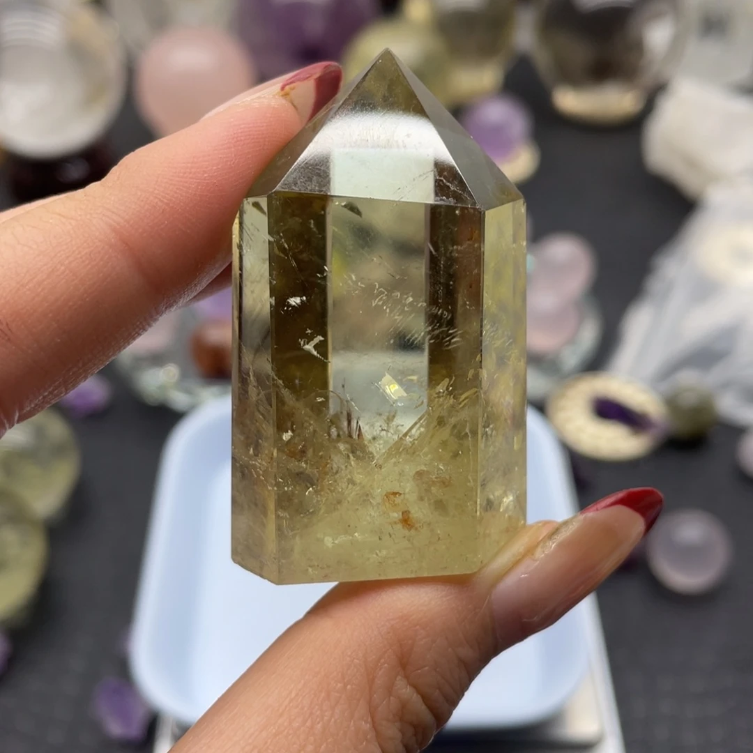 水晶46未镶嵌黄水晶柱