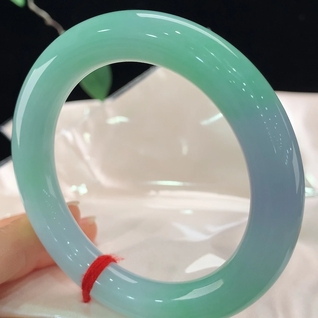 翡翠未镶嵌手镯1260