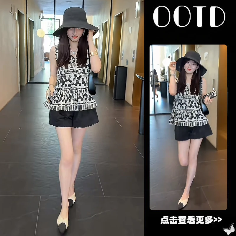 【现货】夏季穿搭一整套女2025韩版时尚碎花无袖衬衫高腰短裤两件套