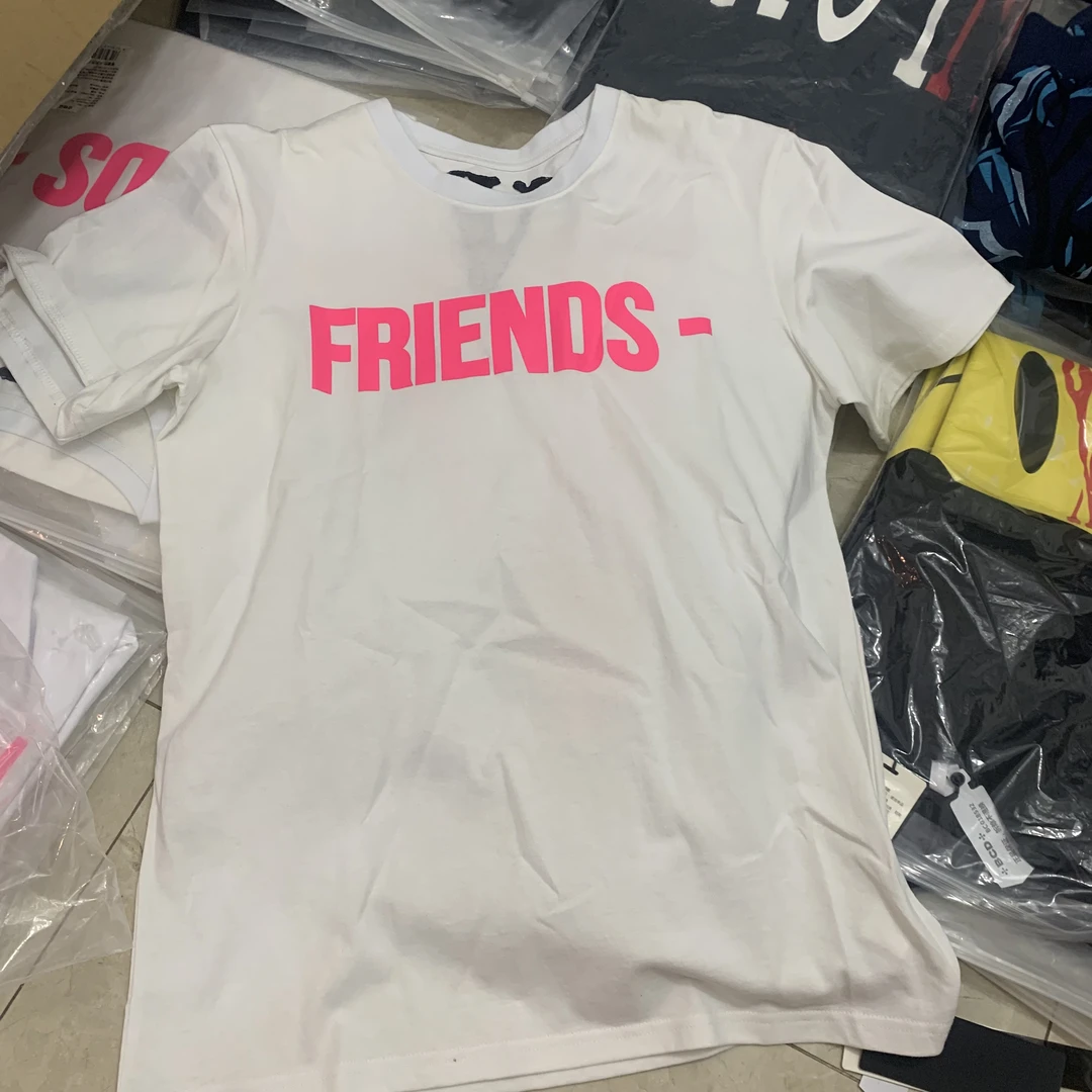 vlone friends 白粉 大v短袖 全新