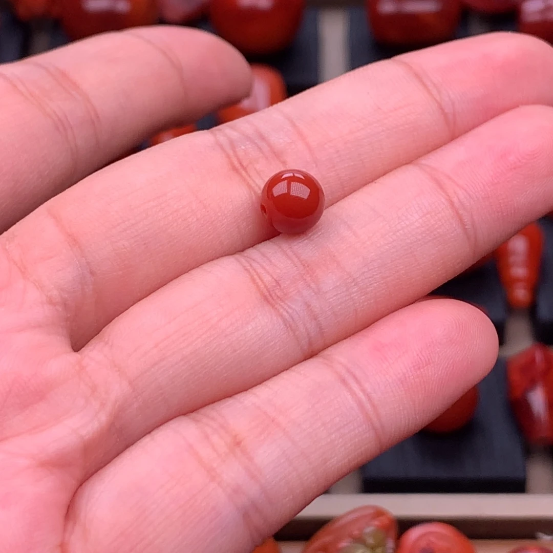 南红玛瑙未镶嵌川料原矿圆珠7.3mm