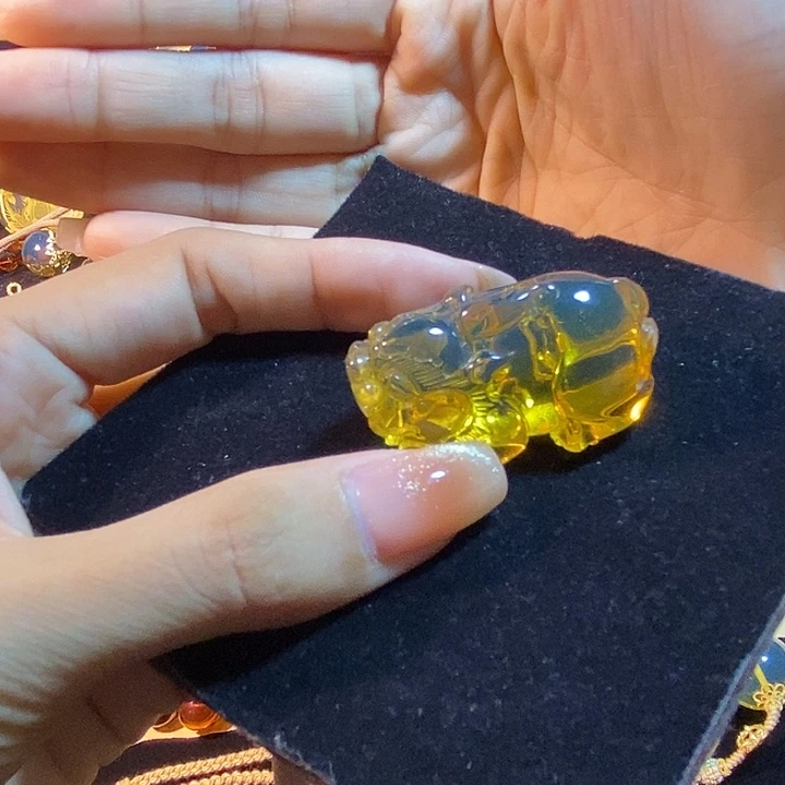 蓝珀未镶嵌珠宝奇石墨西哥蓝珀貔貅