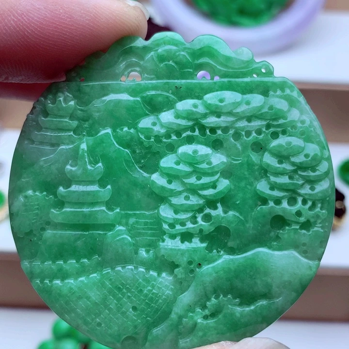 翡翠未镶嵌吊坠(不含链)