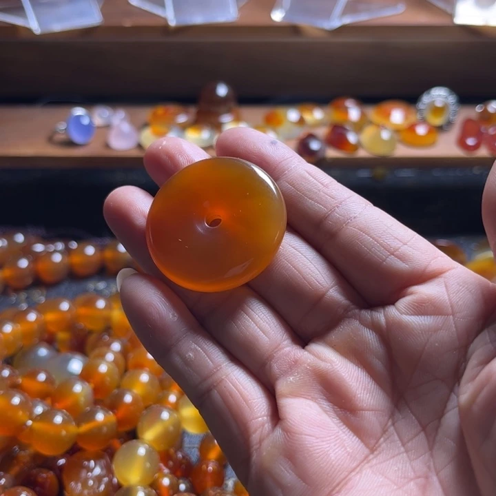 用***3玛瑙/玉髓合金颈饰