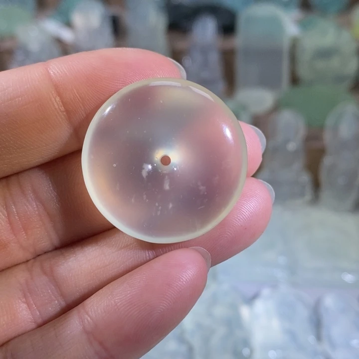 岫玉未镶嵌吊坠吊坠
